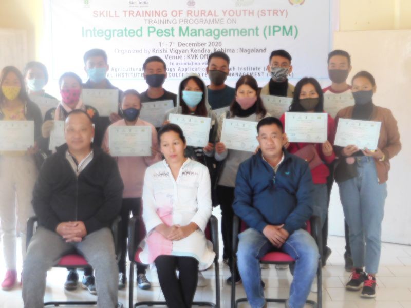 Trainees with officials during the training programme under ‘Skill Training of Rural Youth’ on Integrated Pest Management held at the KVK Office Conference Hall, Tesophenyu from December 1 to 7. (Photo Courtesy: KVK Kohima) 